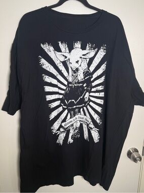 Vampire Freaks Blackwood Graphic Men’s T-Shirt with White Illustration 3XL